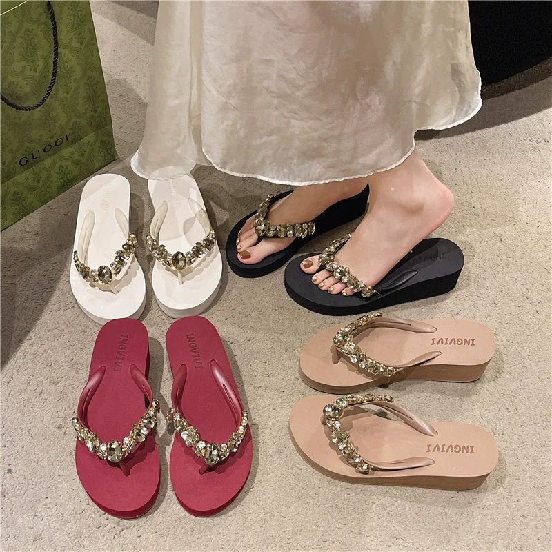 Diamond Slippers Women Summer Outdoor Wear Beach Shoes Sandals Womens Sexy Shoes Slope Heel Flip Flops for Women Chanclas Mujer detail
