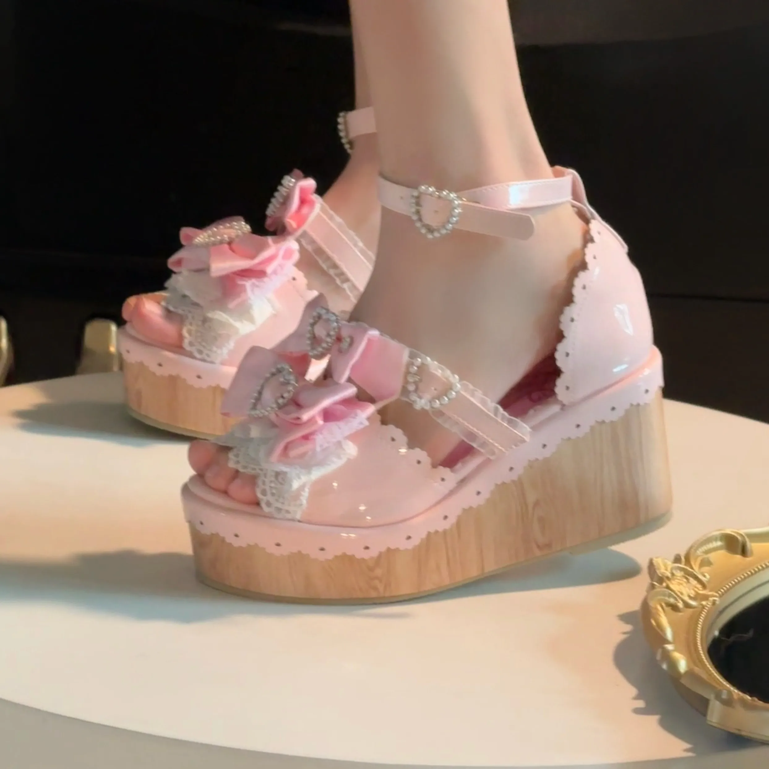 Y2K Millennium Lolita Original Design Slope Heel Open-toed Sandals Japanese Girl Ancient Feeling Sweet Bow Lo Shoes detail