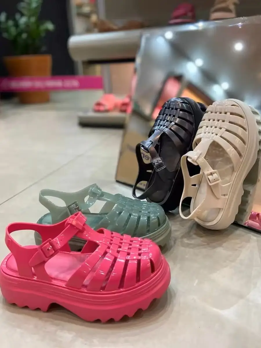Women's Jelly Shoes Fashion Ladies Slope Heel Sandals Versatile Beach Shoes Women Summer Sandals Matsuke Shoes Roman Sandals product view