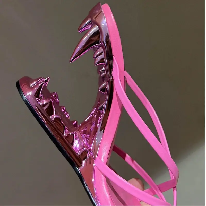 Fashion Show Teeth Shaped Heel High Heels With Exposed Toes Sloping Heels Round Toe Outside Modern Slippers Fashion Women Shoes product view