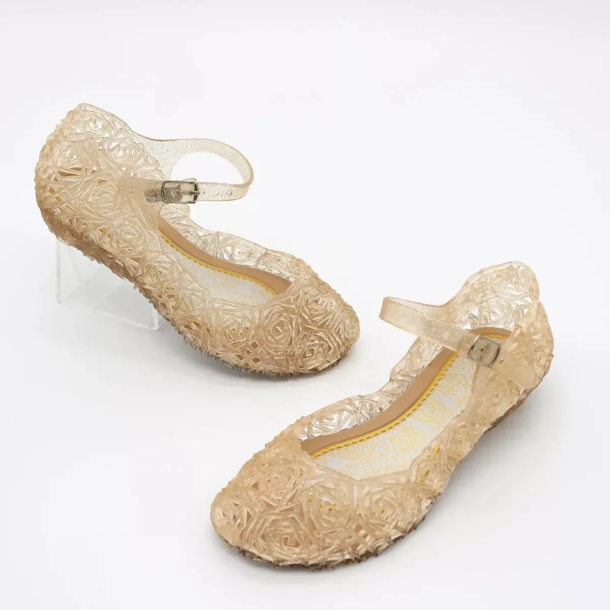 Girls Low Heel Princess Shoes Children New Summer Sandals Girls PVC Jelly Shoes Cinderella Crystal Shoes Kids Slope Heel Sandals detail