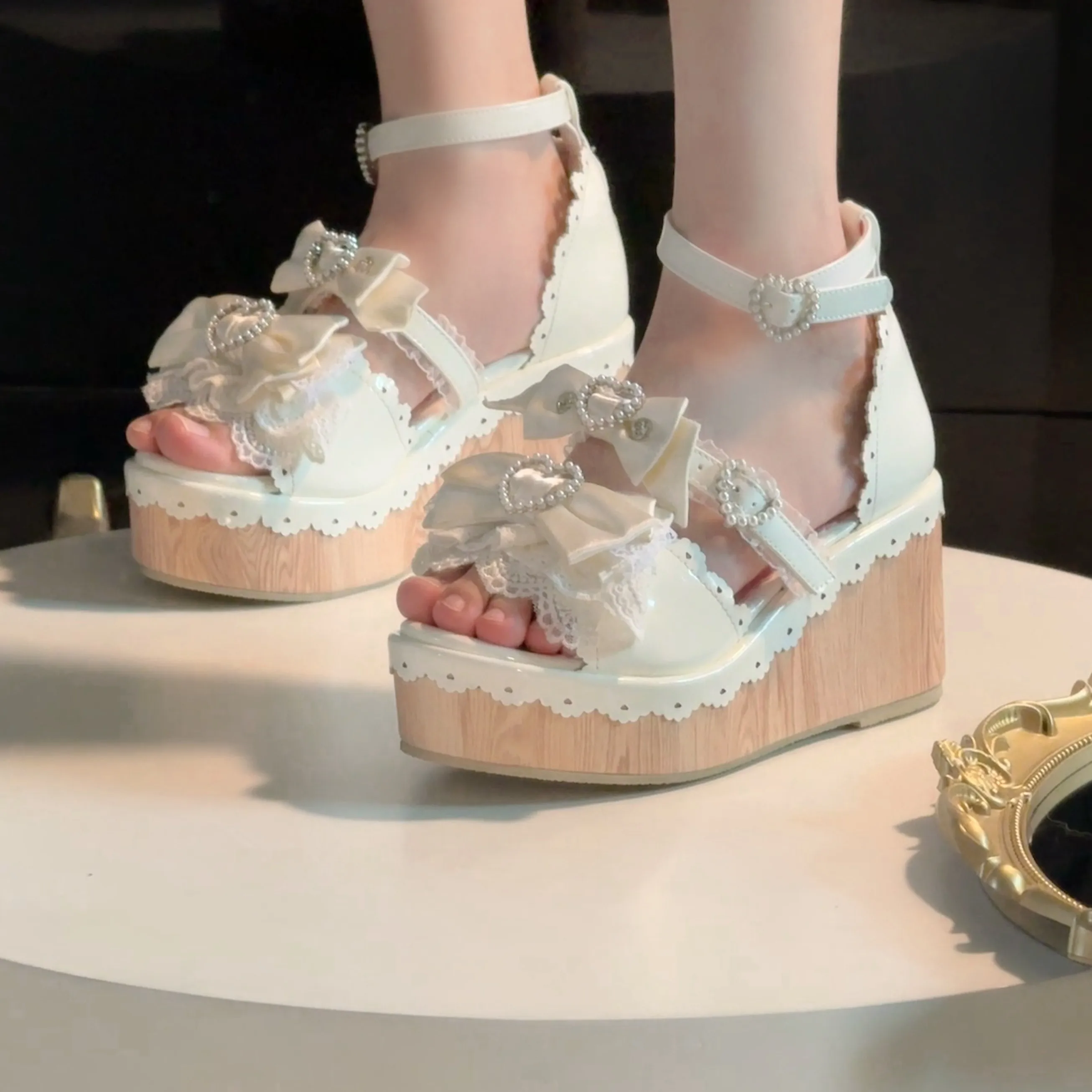 Y2K Millennium Lolita Original Design Slope Heel Open-toed Sandals Japanese Girl Ancient Feeling Sweet Bow Lo Shoes detail