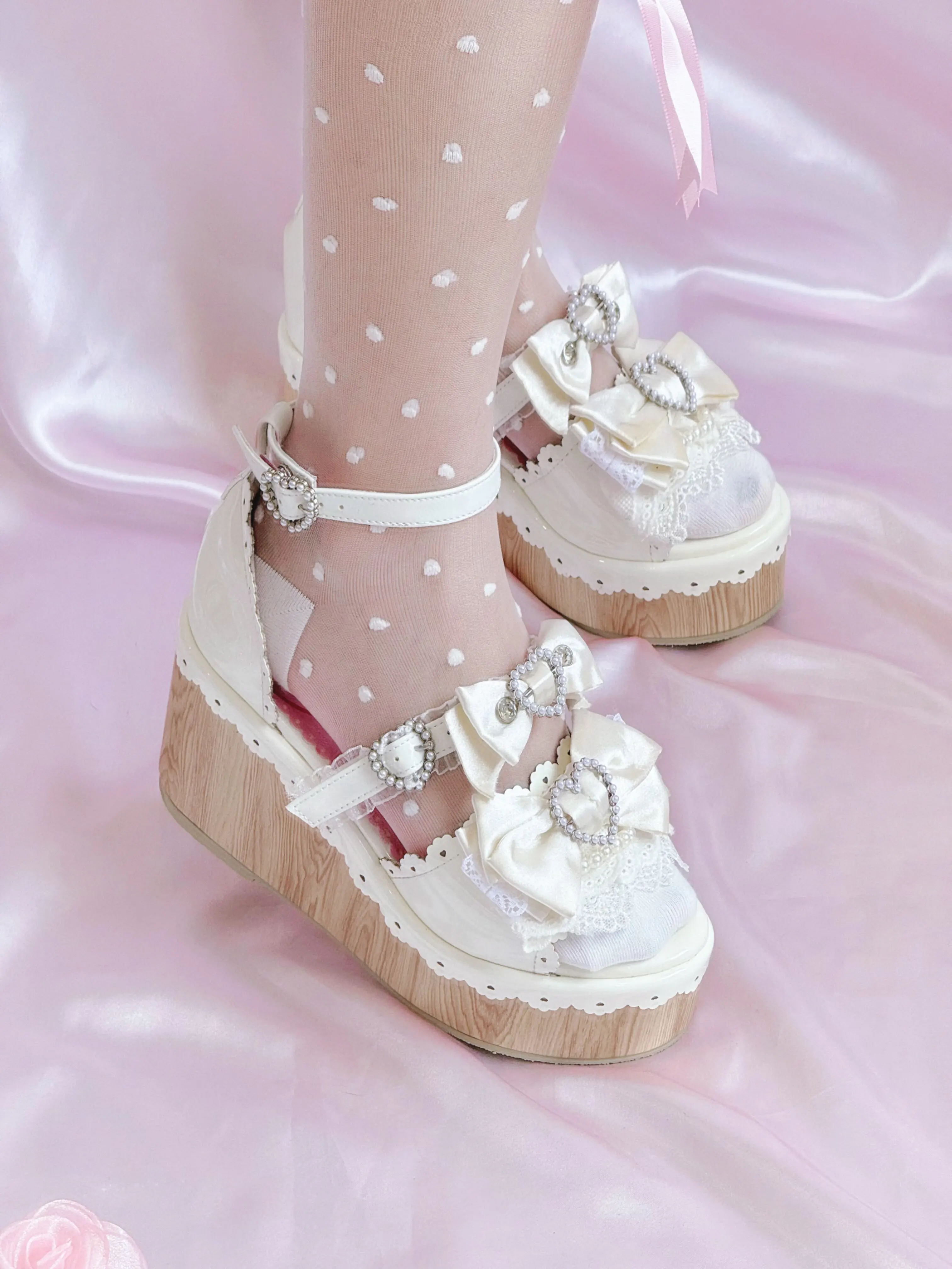 Y2K Millennium Lolita Original Design Slope Heel Open-toed Sandals Japanese Girl Ancient Feeling Sweet Bow Lo Shoes detail