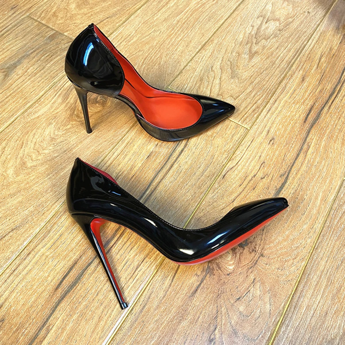 New Style Yellow Patent Leather High Heels With Slim Heels, Sexy Temperament, Pointed French Single Shoes for Women detail