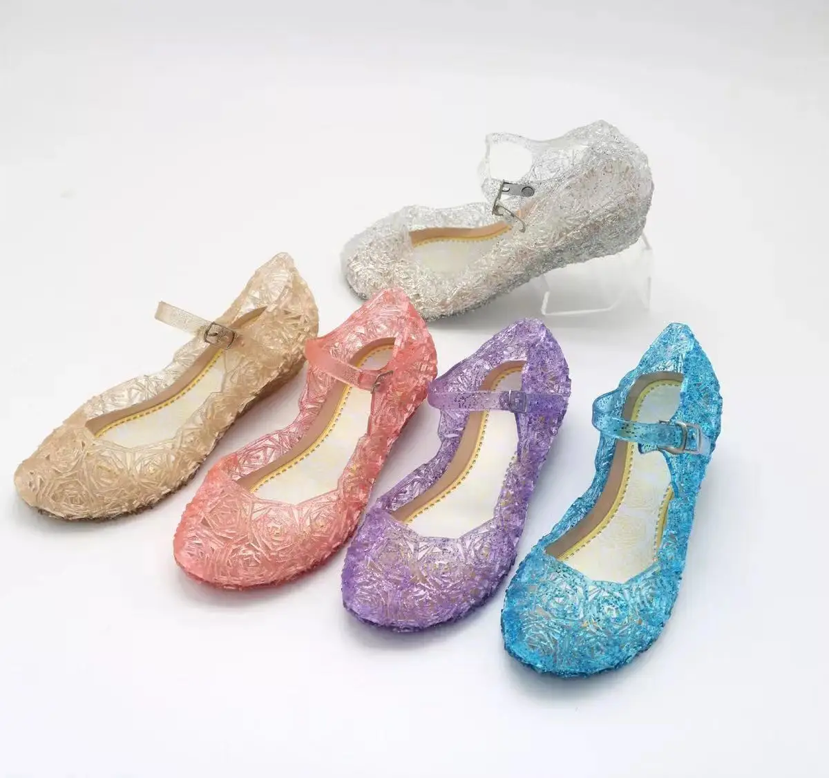 Girls Low Heel Princess Shoes Children New Summer Sandals Girls PVC Jelly Shoes Cinderella Crystal Shoes Kids Slope Heel Sandals detail