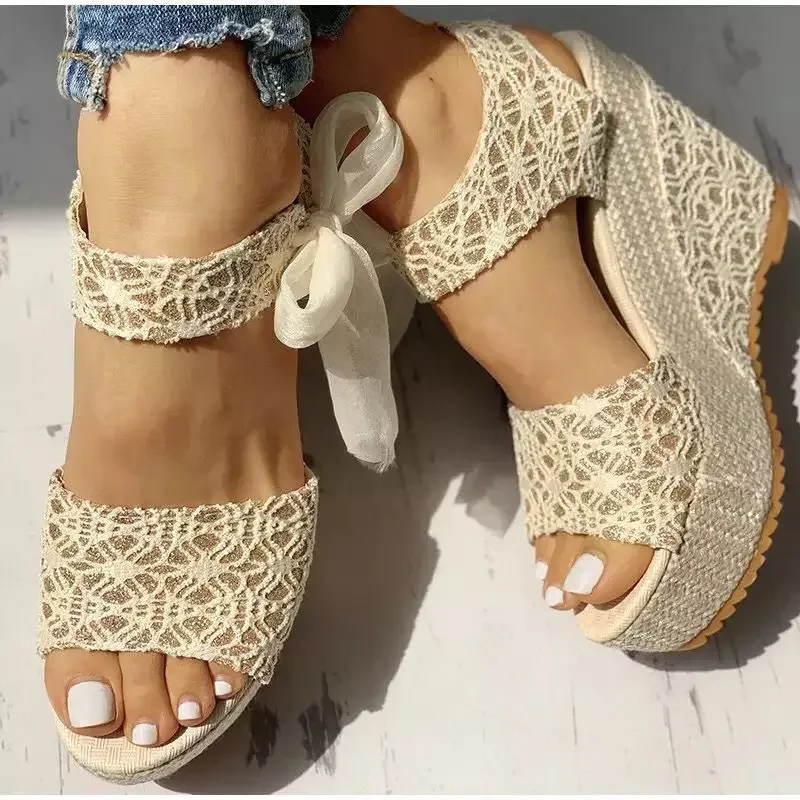 Summer New Fashion Slope Heel Fish Mouth Women's Sandals Party Lace Lace Strap Waterproof Platform Thick soled High Heels detail