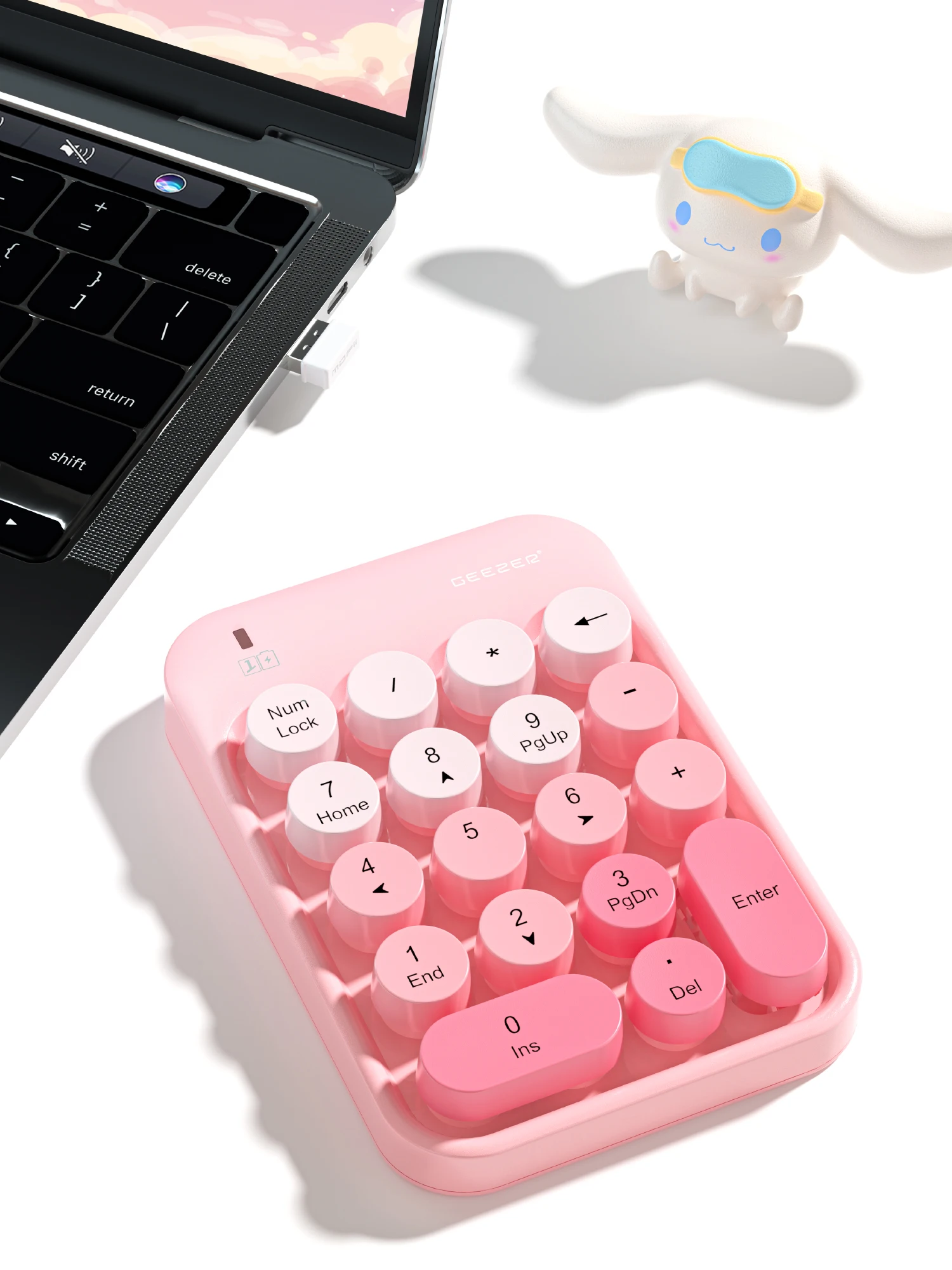 GEEZER Z5 Wireless Numeric Keypad, Macaron Retro Round Detachable Keycaps Portable Office Number Pad detail