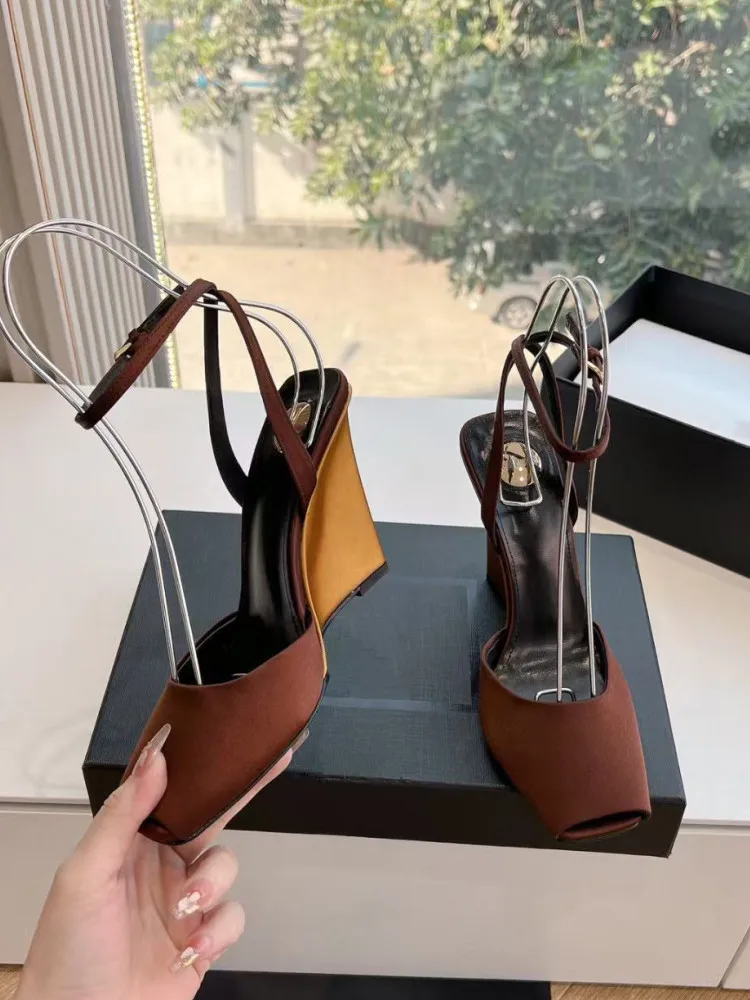 Summer New Slope High Heel Sandals Fish Mouth Thick Bottom High Heel Shoes Fashion Party Sexy Women's Large Sandals detail
