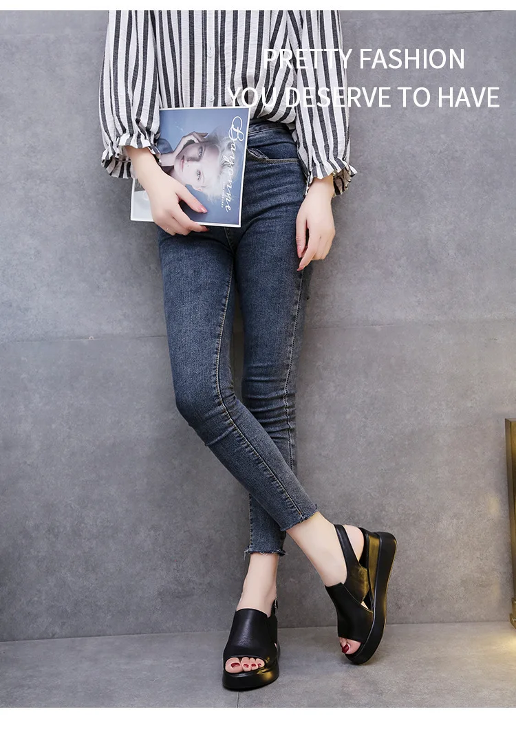 Comfortable Fashion Muffin Thick Bottom Slope Heel Women's Sandals Back Empty Snap Sandals Large Size Light Sandals 2023 detail