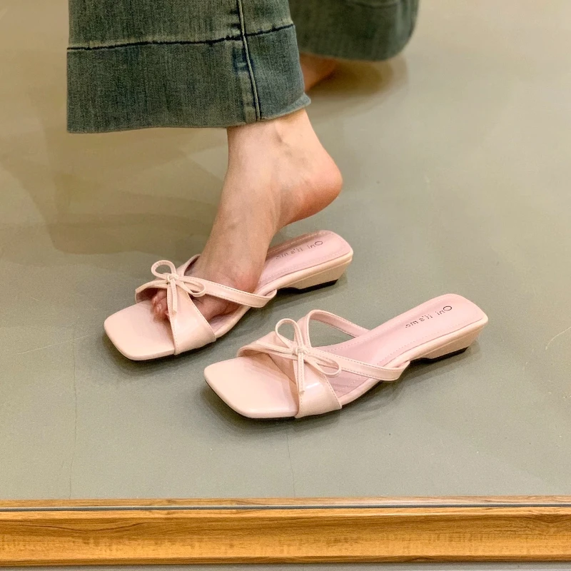 2026 New Designer New Summer Slope Heel Women Slippers Shoes Fashion Open Toe Shoes Design Style Banquet Party Sandals Shoes detail