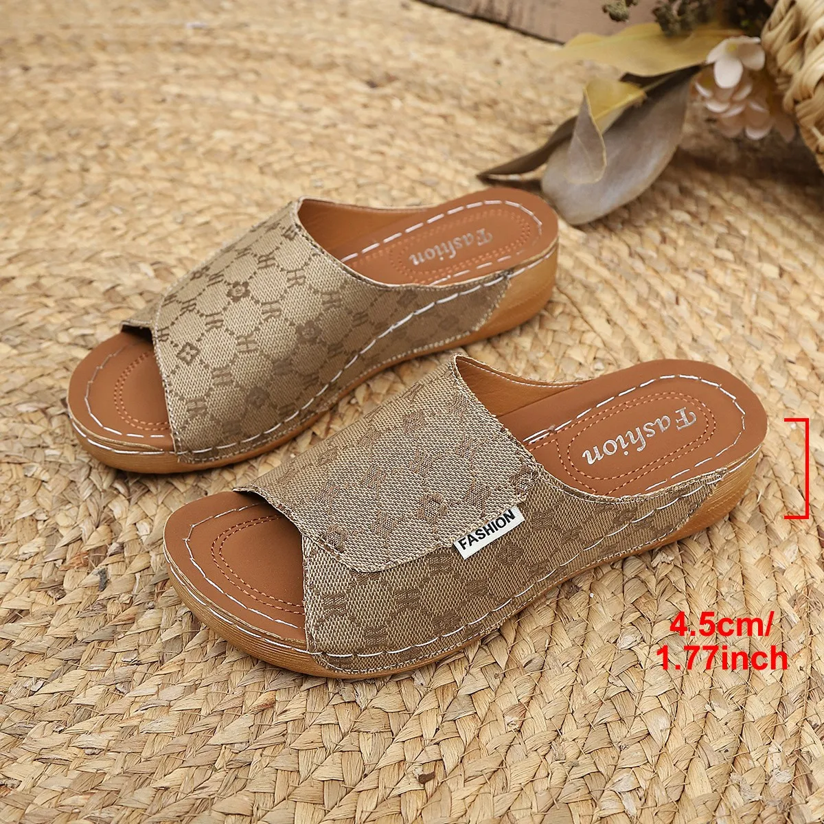 Fashionable Best Selling New Comfortable BeachPlus Size Women's Shoes Summer Elegant Fish Mouth Slope Heel Thick Soled Slippers detail