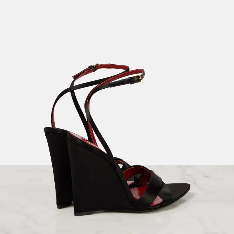 2025 Summer New Slope Heel Pointed High Heel Sandals Wedding Fashion Show Party Women's 34-44 Large Sandals detail