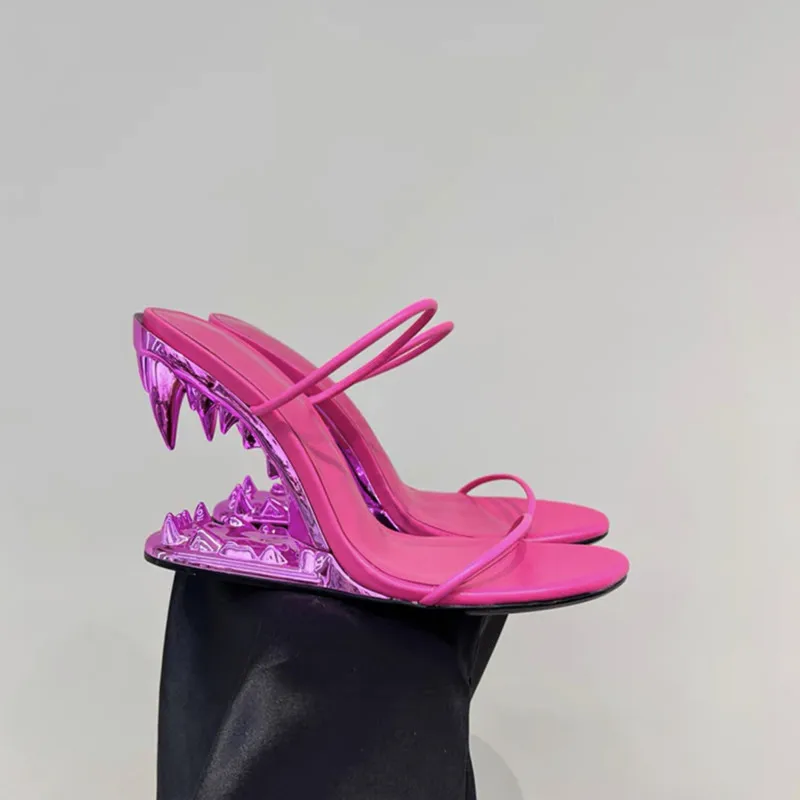 Fashion Show Teeth Shaped Heel High Heels With Exposed Toes Sloping Heels Round Toe Outside Modern Slippers Fashion Women Shoes detail