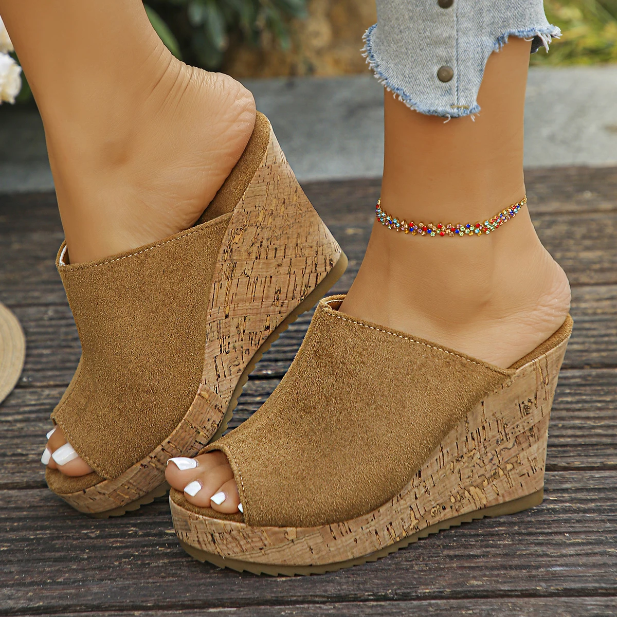 Fashion Fish Mouth Fashion Show Slope Heel Slippers Summer New Round Head Comfortable Elegant Sexy Casual Slippers Womens detail