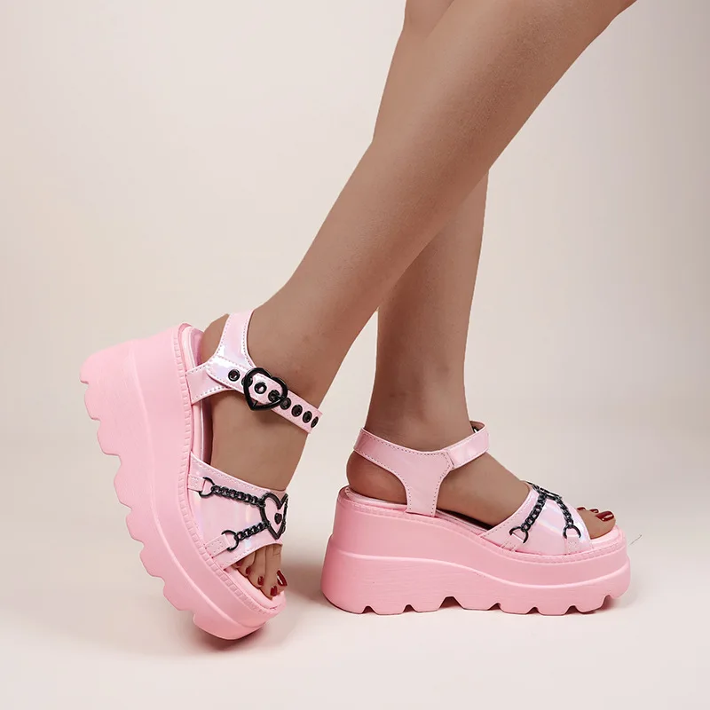3542 Plus Size Fashion Slope Heel Women Metal Chain Decoration Sandals Female Platform Buckle Shoes Womens Sandals Tide Shoes detail
