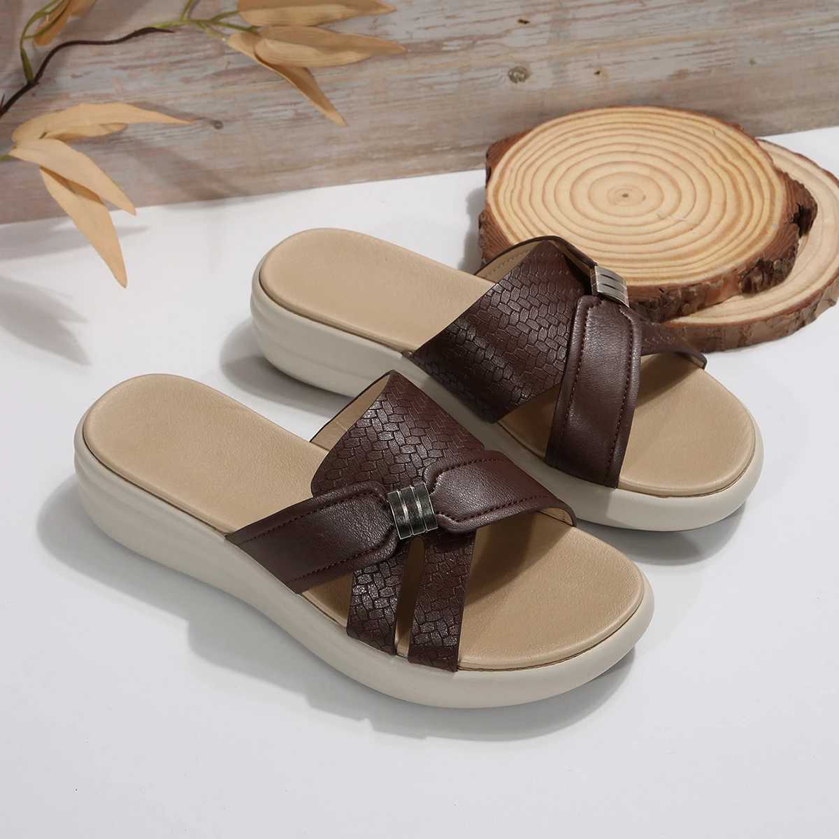 New Women Slippers Summer Casual Slippers Ladies Solid Soft Thick Bottom Shoes Slope Heel Large Size Sandals Slides Women detail