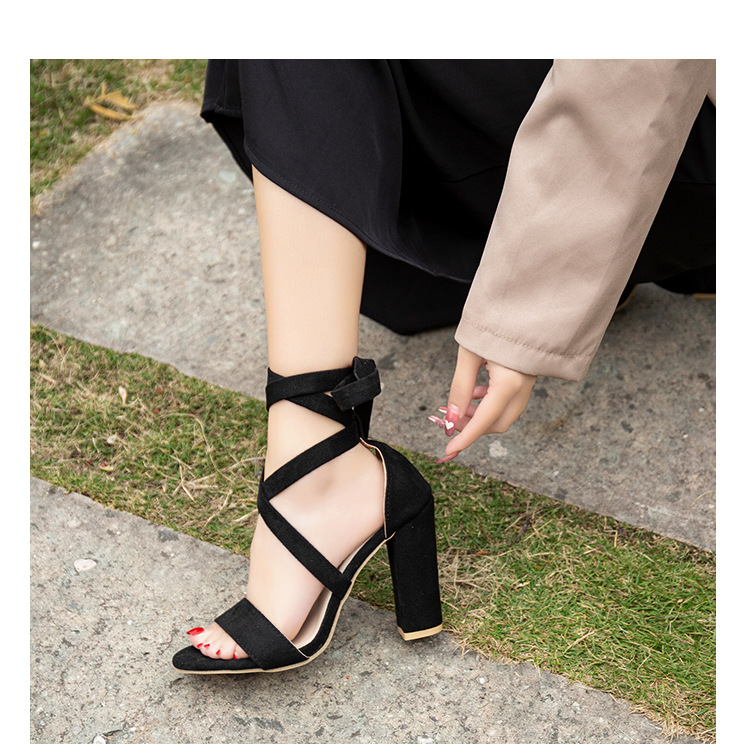 Ladies Sandals Women Sandals Lace up Luxury Designer Heeled Sandals for Women detail