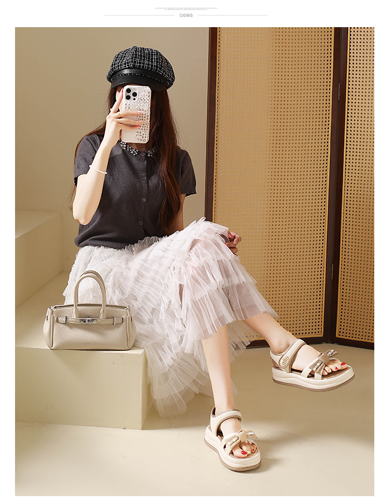 Soft Cushioned Platform Toe Casual Roman Sandals Women Summer Outdoor New Style Featuring Velcro Straps detail