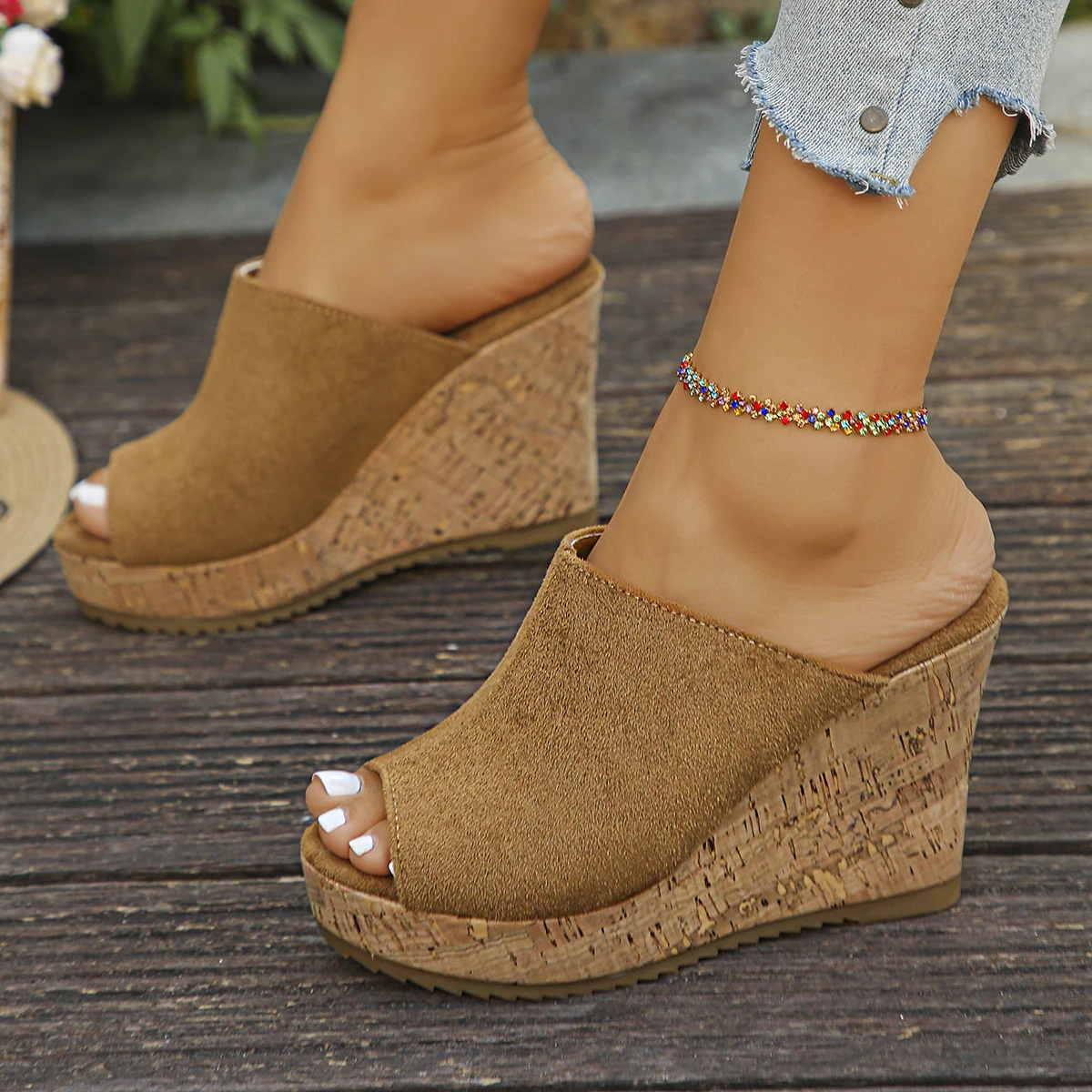 Fashion Fish Mouth Fashion Show Slope Heel Slippers Summer New Round Head Comfortable Elegant Sexy Casual Slippers Womens detail