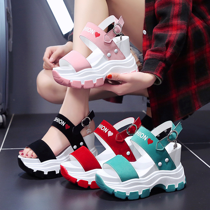 Comfortable Cool Open Toe Round Toe Ankle Hollow Gold Color Beautiful Printed Youth Girls Wedge Sandals for Women and Ladies