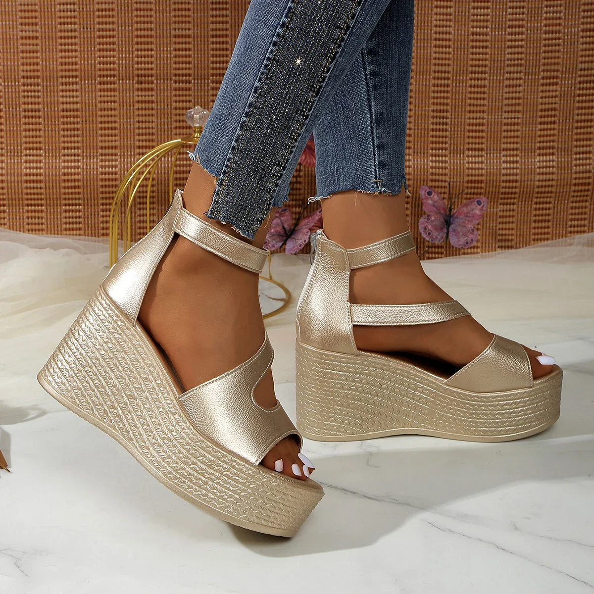 Slope Heel Sandals Summer Fashion Lightweight Thick Sole NonSlip High Heels Womens Shoes Back Zipper Leather Roman Shoes detail