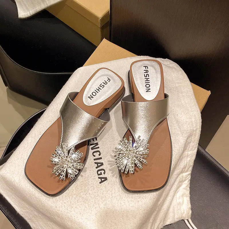 Fireworks rhinestone thick bottom slope heel women summer wear new heightening nonslip beach cover toe cool slippers product view