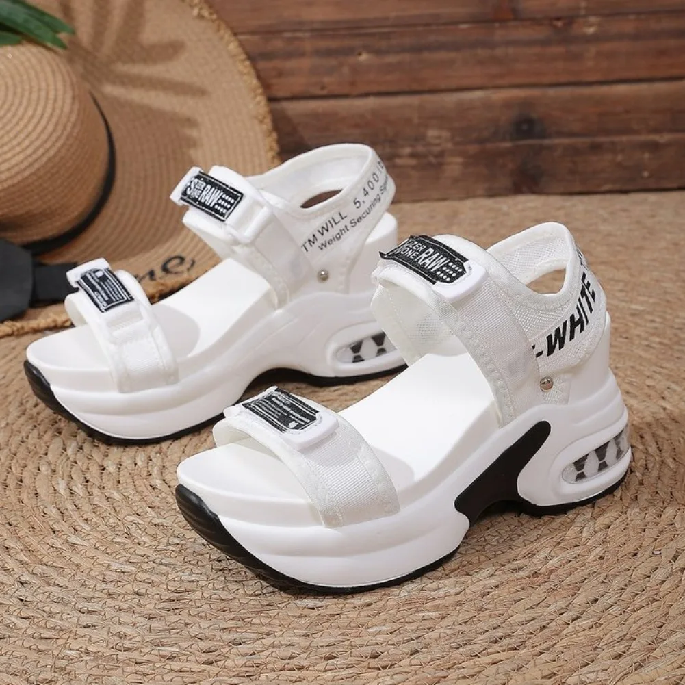 Summer New Women Sport Sandals Fashion Slope Elevated Platform Shoes Girls Outdoor Leisure High Heeled Fish Mouth Sandals detail