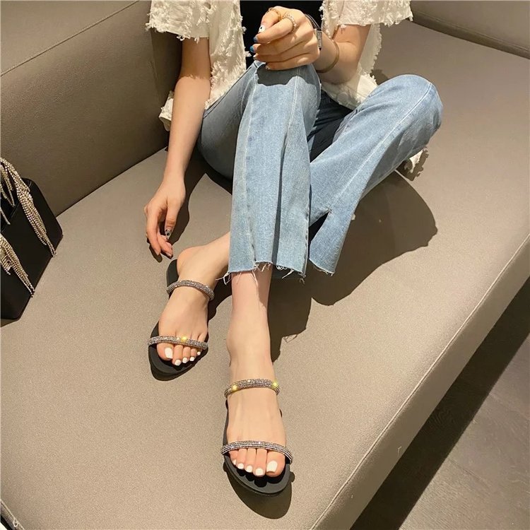 Womans Sandals New Bling Rhinestones Flat Cross Sparkle Diamond Sandalias Planas Ladies Flats Slides Shoes Summer detail