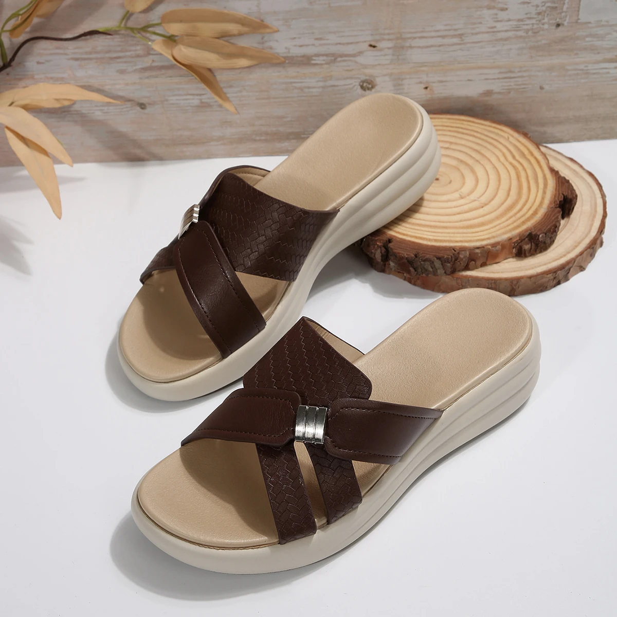 New Women Slippers Summer Casual Slippers Ladies Solid Soft Thick Bottom Shoes Slope Heel Large Size Sandals Slides Women detail