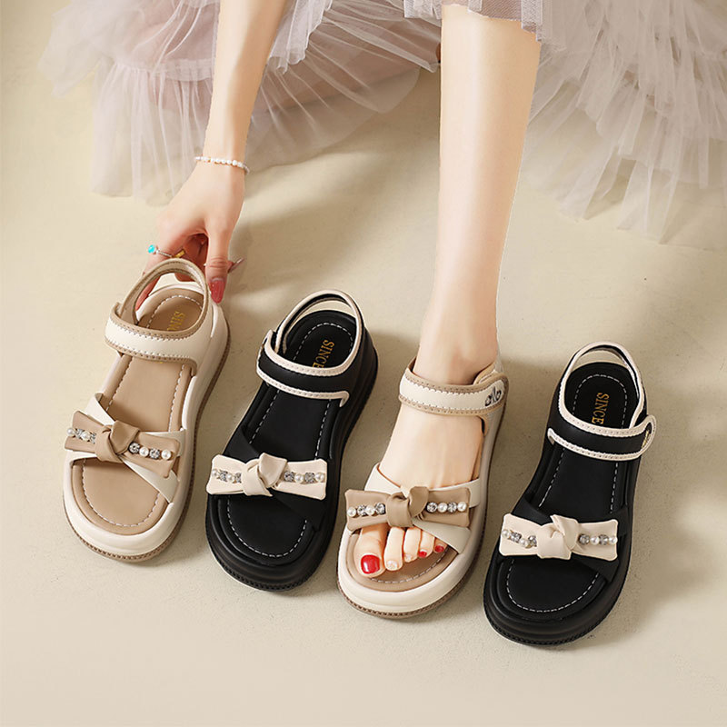 Soft Cushioned Platform Toe Casual Roman Sandals Women Summer Outdoor 2026 New Style Featuring Velcro Straps French-inspired