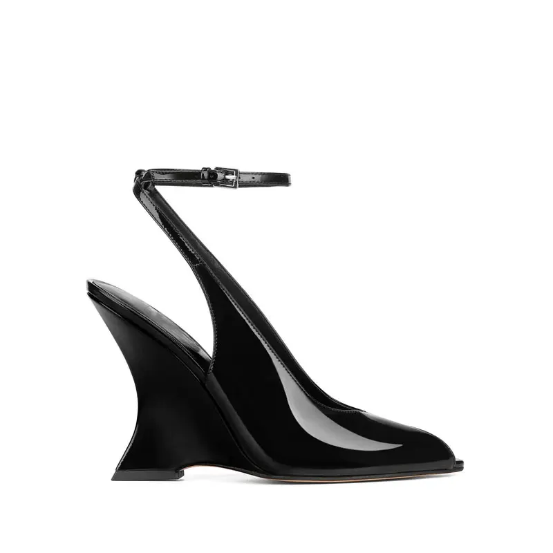 Ladies Summer Slope Heel Fish Mouth Sandals Thick High Heels Black Comfortable Large Toothed Sandals detail