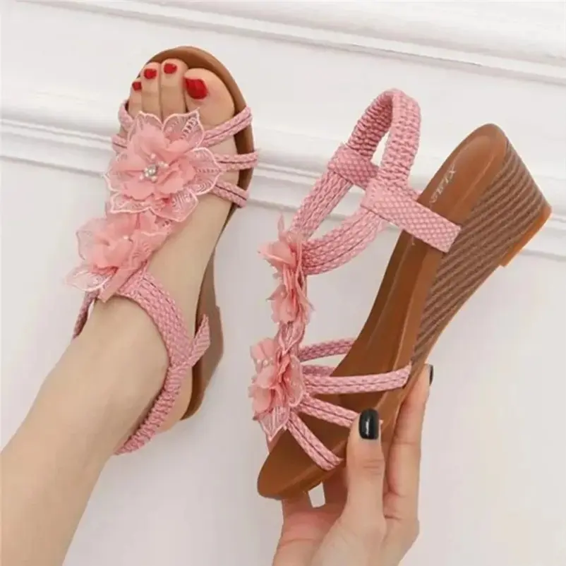 Slope Heel Roman Women Summer Fashion and Generous Highend Bohemian Retro Flowers Holiday Sandals Womens Shoes product view