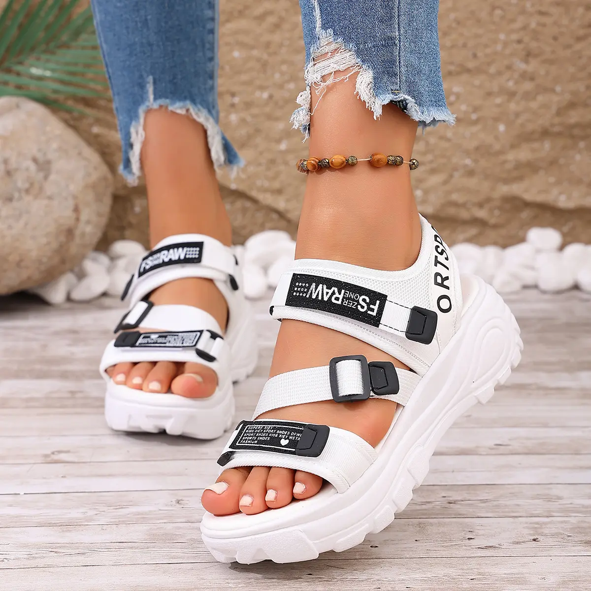 Summer Hot Selling Fish Mouth Comfortable Slope Heel Beach Casual Sandals for Women Fashion New Elegant Thick Bottom Sandals product view