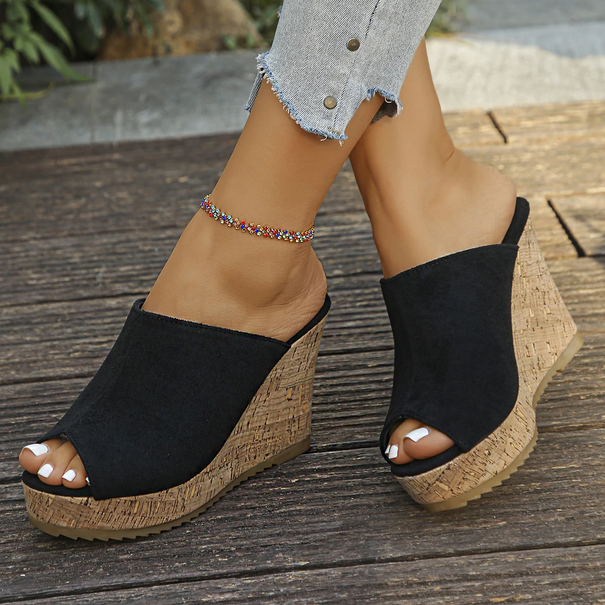 Fashion Fish Mouth Fashion Show Slope Heel Slippers Summer New Round Head Comfortable Elegant Sexy Casual Slippers Womens detail