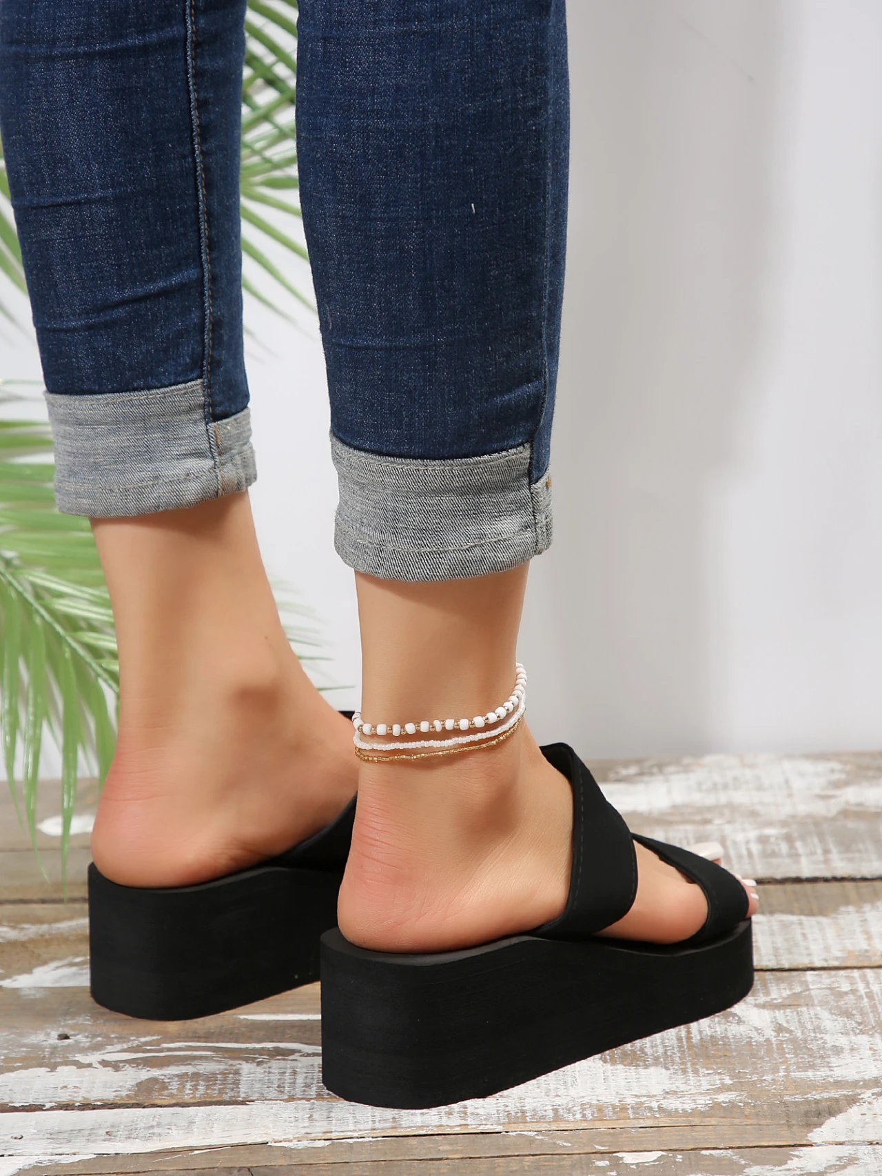EVA Women Summer Fashion Casual Outer Wear Highheeled Flipflops Ins Trendy Nonslip Slope Heel Seaside Beach Sandal 2142 detail