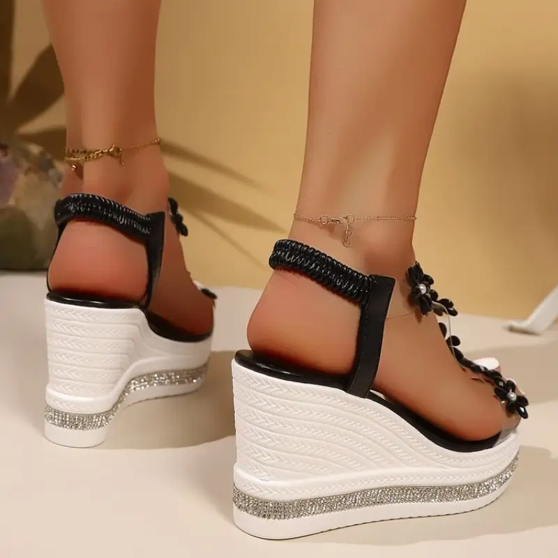 Womens Thick Heel Sandals Summer New Large Size Fashion Slope Heel Flower Rhinestone Fairy Beach Sandals Round Toe product view