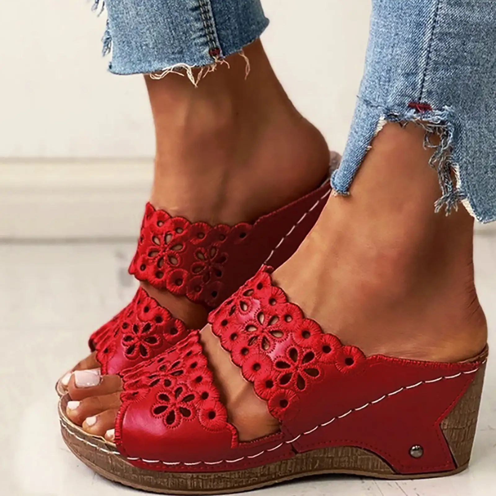 Casual Sandals Open Toe Wedges Women Solid Slip On Slope Heel Beach Shoes Slippers For Women Plus Size Breathable Summer Sandals product view