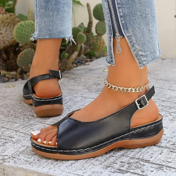 Summer Hot Selling Comfortable Thick Bottom Fish Mouth Beach Casual Sandals for Women Fashion New Elegant Slope Heel Sandals product view