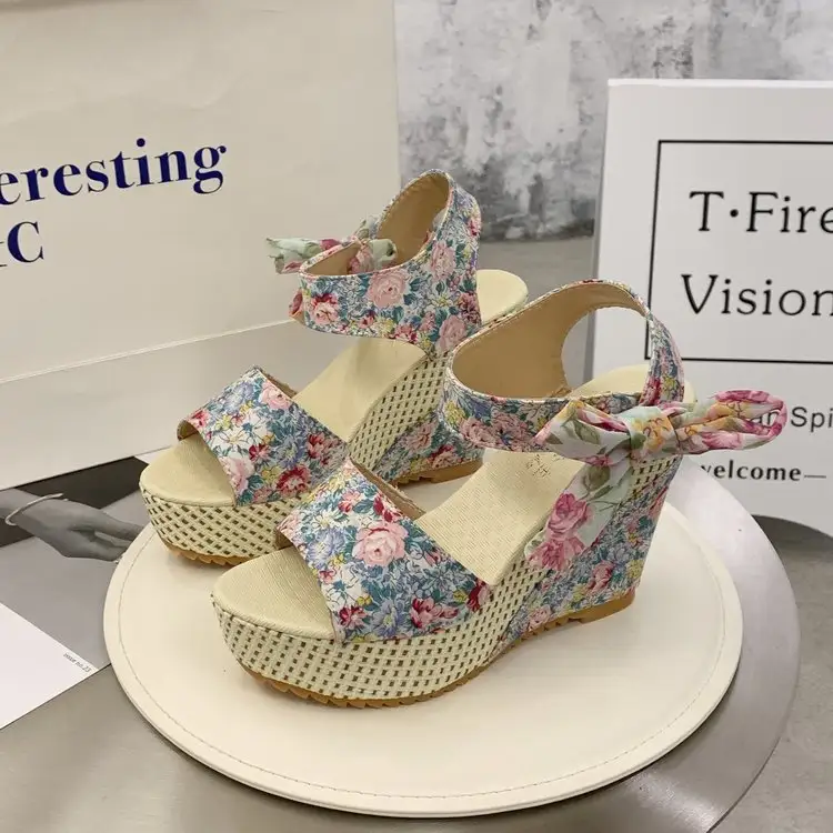 Summer Sandals Party Platform High Heels Shoes Woman Shoes Thick soled womens beach sandals with sloping heels product view