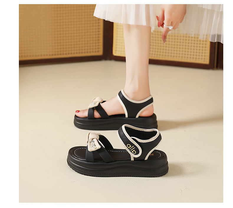 Soft Cushioned Platform Toe Casual Roman Sandals Women Summer Outdoor New Style Featuring Velcro Straps detail