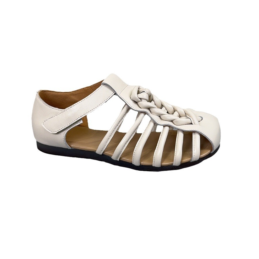 New Summer Outdoorwear Handmade Woventoe Womens Sandals Genuine Leather Soft Sole Vintage Roman Velcro square Head product view