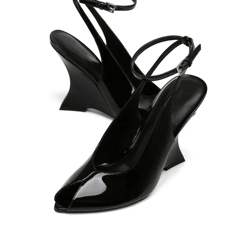 Ladies Summer Slope Heel Fish Mouth Sandals Thick High Heels Black Comfortable Large Toothed Sandals detail