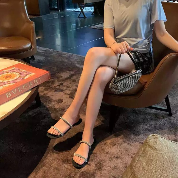 Womans Sandals New Bling Rhinestones Flat Cross Sparkle Diamond Sandalias Planas Ladies Flats Slides Shoes Summer detail