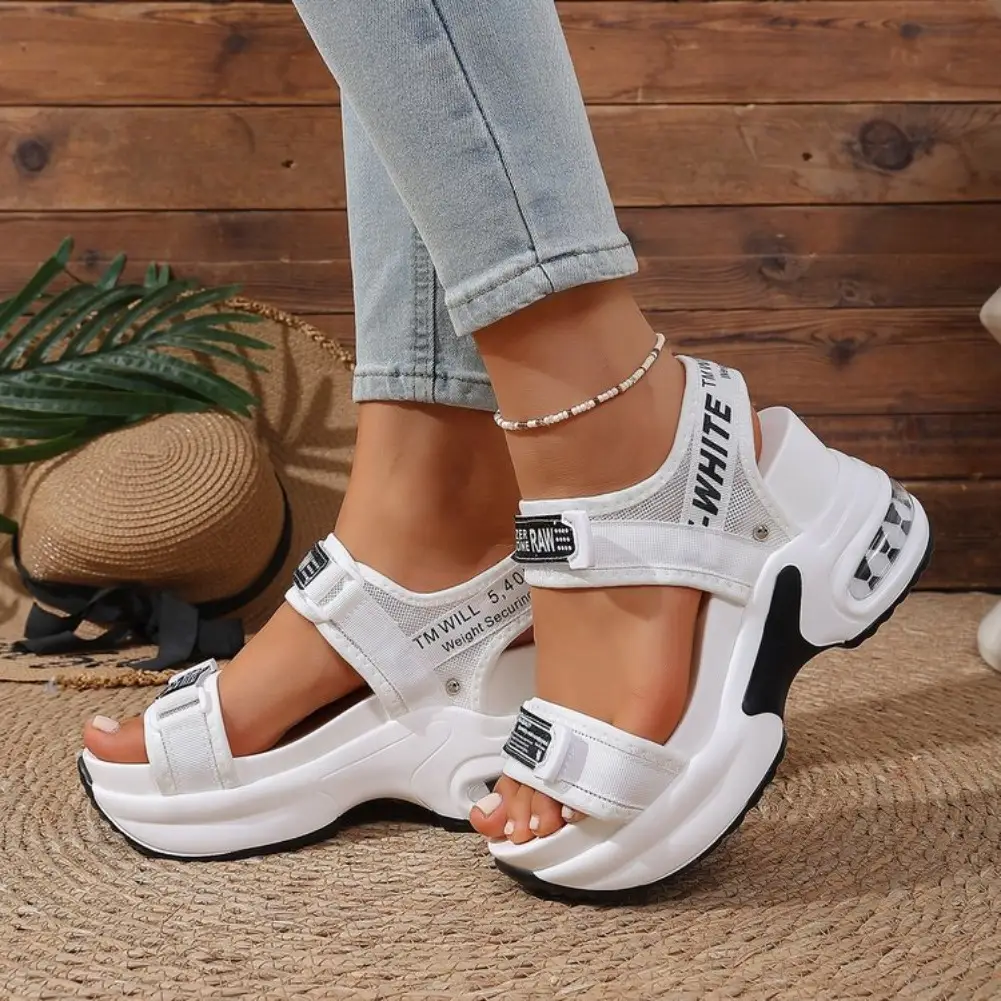 Summer New Women Sport Sandals Fashion Slope Elevated Platform Shoes Girls Outdoor Leisure High Heeled Fish Mouth Sandals product view