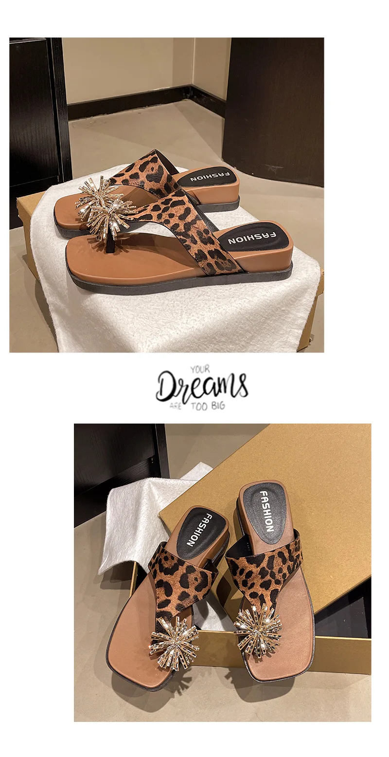 Fireworks rhinestone thick bottom slope heel women summer wear new heightening nonslip beach cover toe cool slippers detail
