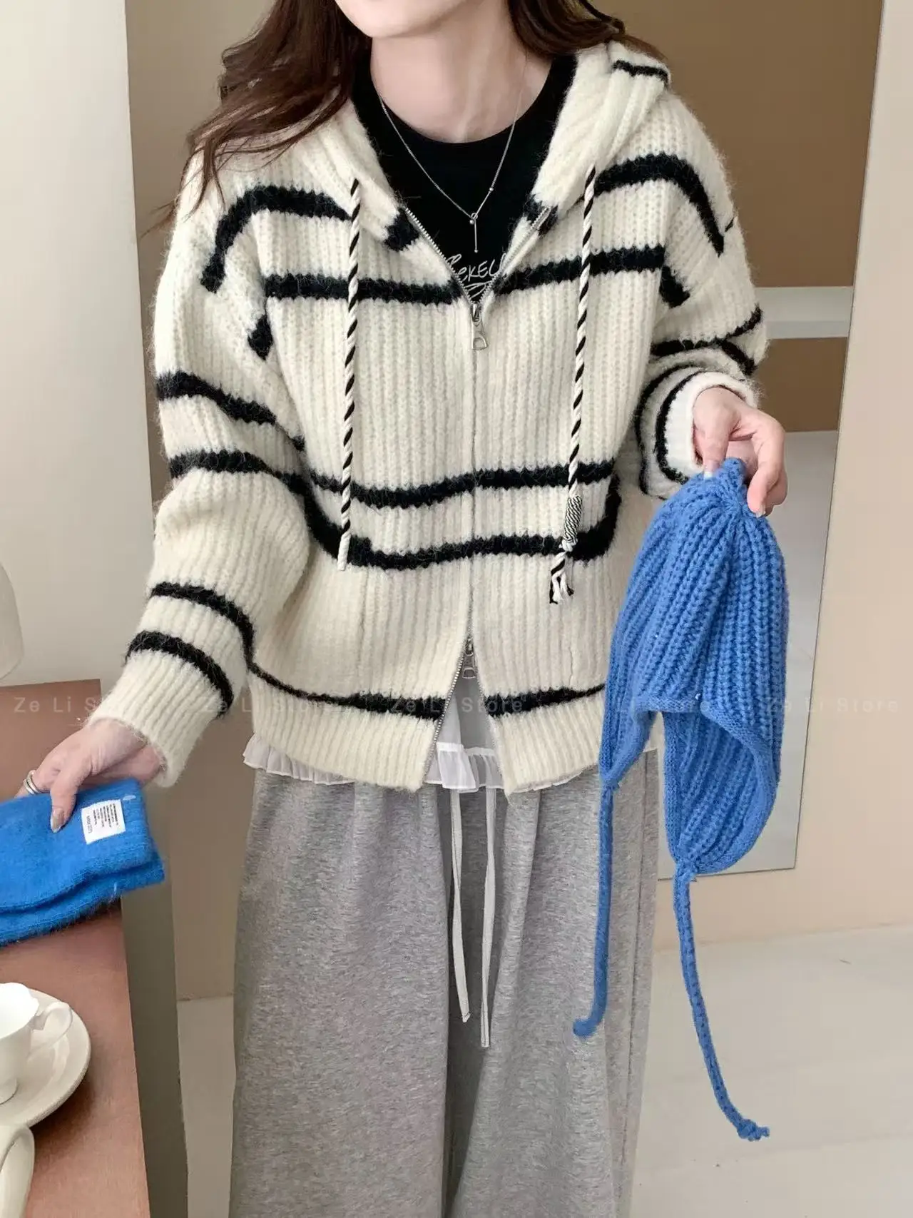 Loose Womens Zipper Knitted Sweater Striped Hooded Color Block Autumn Winter Outerwear Casual Comfortable Lazy Style Top detail