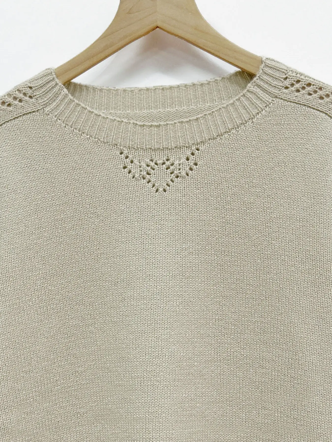 New Spring and Autumn Elegant Hollow Knitted Sweater Womens Loose Round Neck Long Sleeve Sweater Casual Outerwear Top Date Gift product view