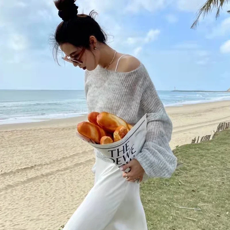 Simple Hollow Out Lightweight Long Sleeved Knitted Sweater Spring New Solid Color Womens Pullover Summer Sunscreen Knitted Tops detail