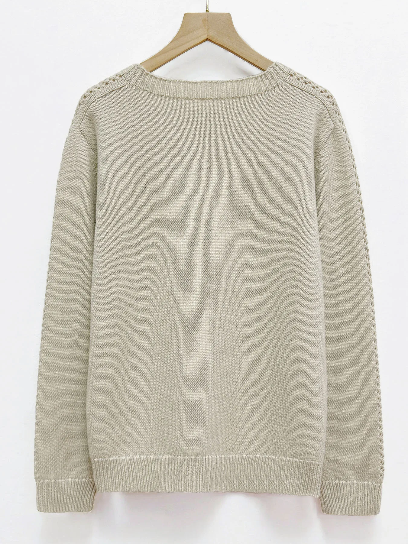 New Spring and Autumn Elegant Hollow Knitted Sweater Womens Loose Round Neck Long Sleeve Sweater Casual Outerwear Top Date Gift detail