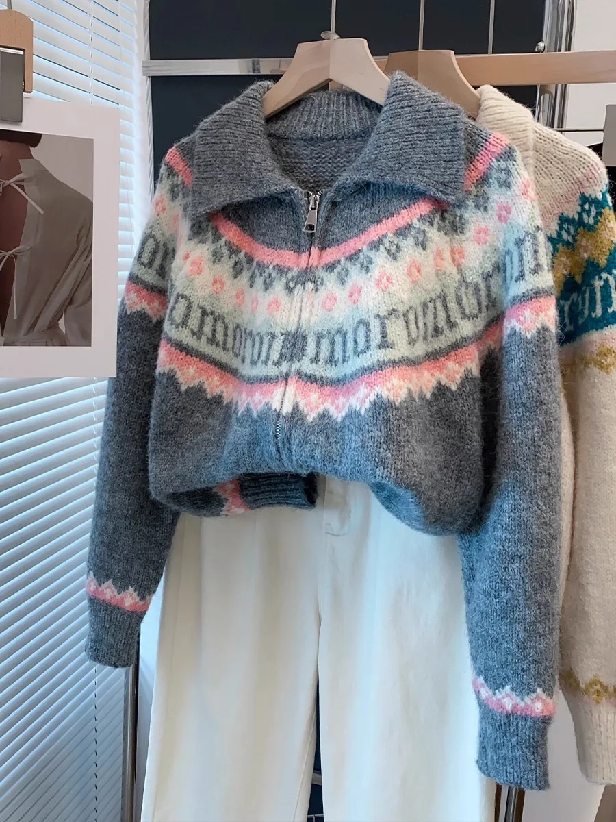 Retro Jacquard Knitted Cardigan Womens Autumn And Winter Loose Long Sleeve Sweater Zipper Lapel Color Blocking Coat detail
